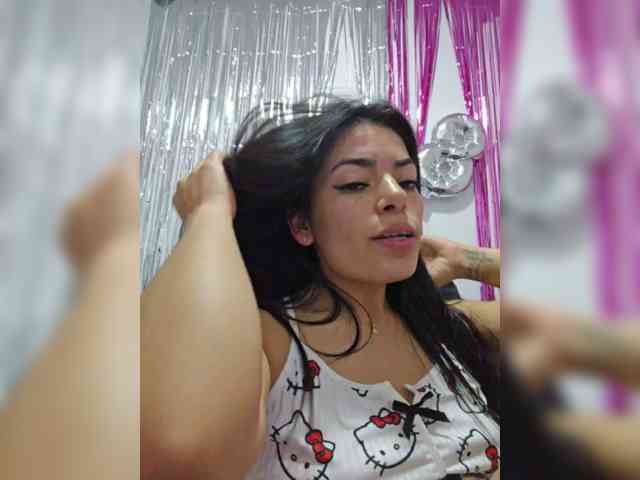 Estefani-R Estefani-R
