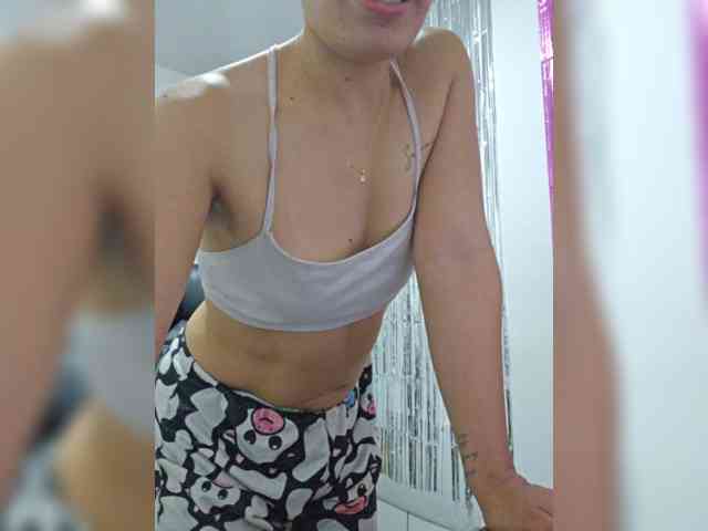 Estefani-R webcam