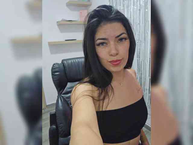 Estefani-R Estefani-R