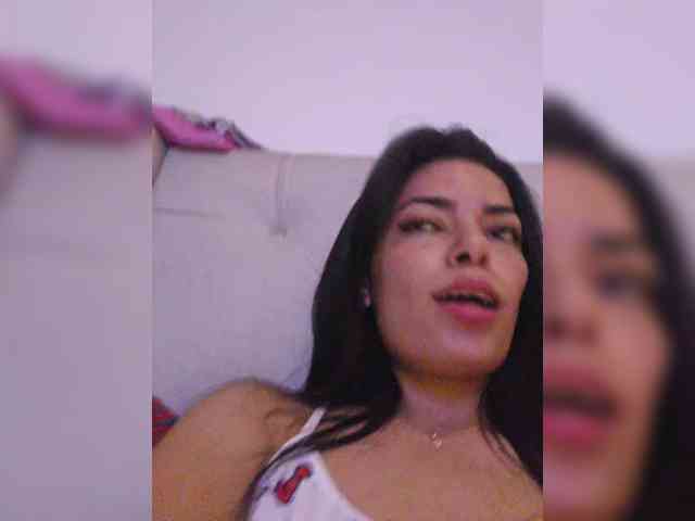 Estefani-R webcam