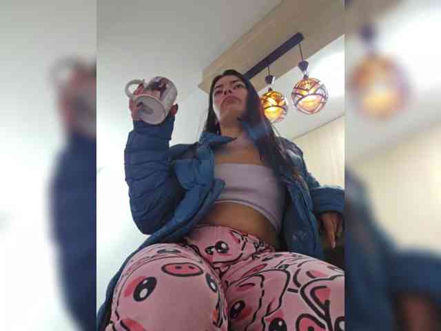 Modelo: Estefani-R