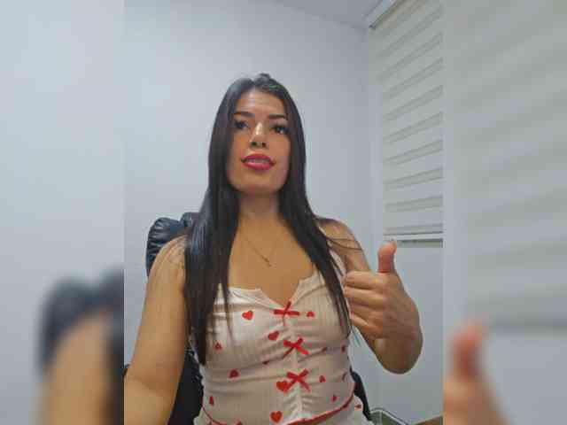 Estefani-R Estefani-R