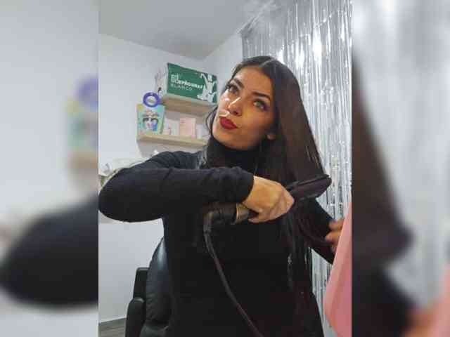 Estefani-R Estefani-R