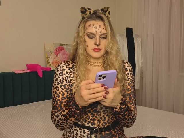 kategoddess live cam on BongaCams
