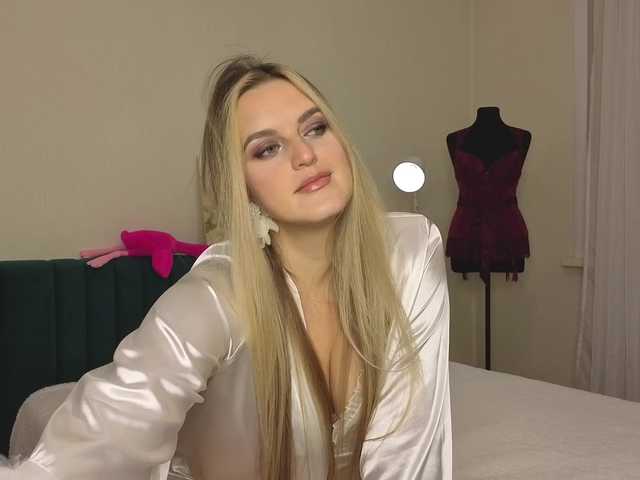 kategoddess live cam on BongaCams