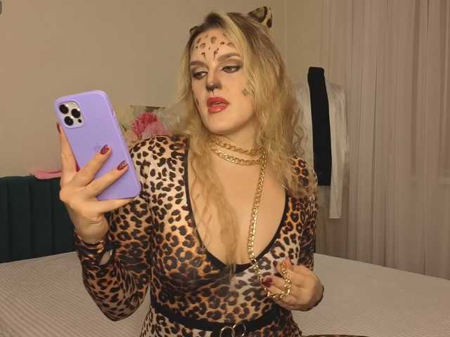 kategoddess live cam on BongaCams