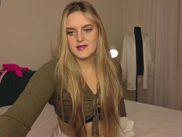 le modèle kategoddess est en webcam porno dans un show sur le site bongacams, il possède les tags suivants: White/Caucasian,Blonde,Shaved
