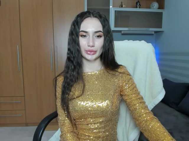 MiraaKiss's BongaCams show and profile