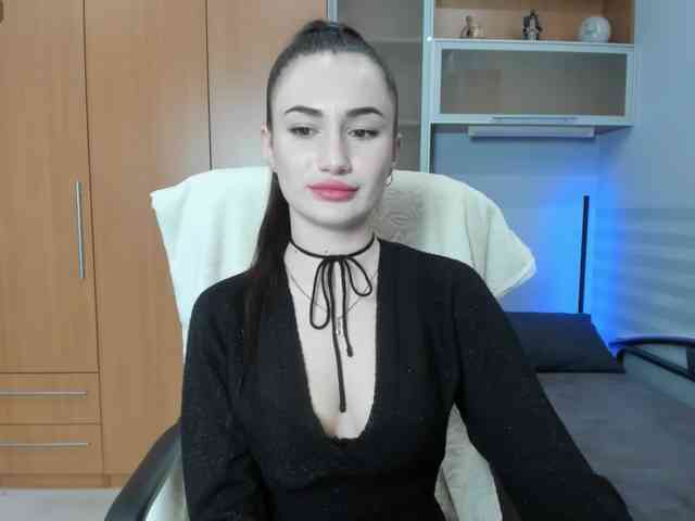 MiraaKiss webcam
