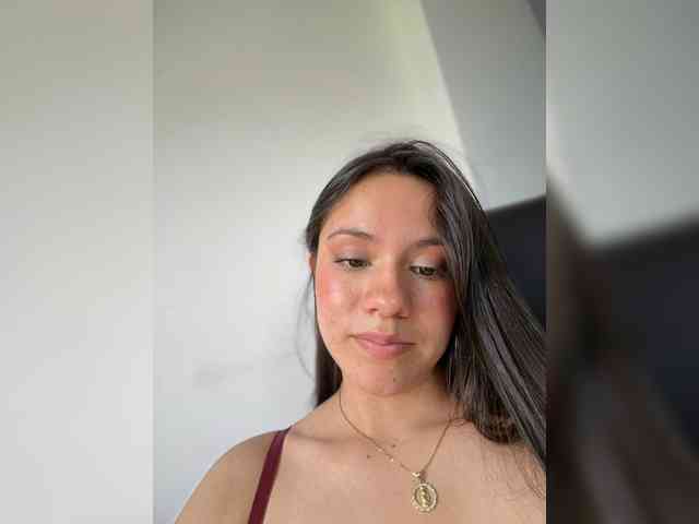 Charlotte__5 webcam