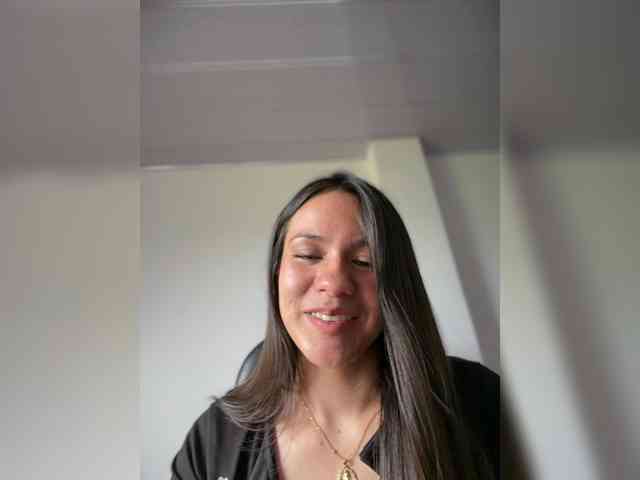 Charlotte__5 webcam