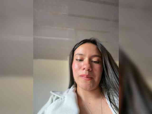 Charlotte__5 webcam