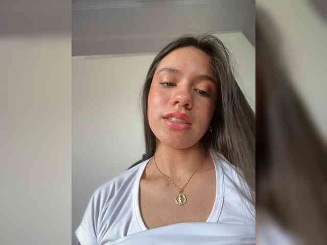 Charlotte__5 webcam