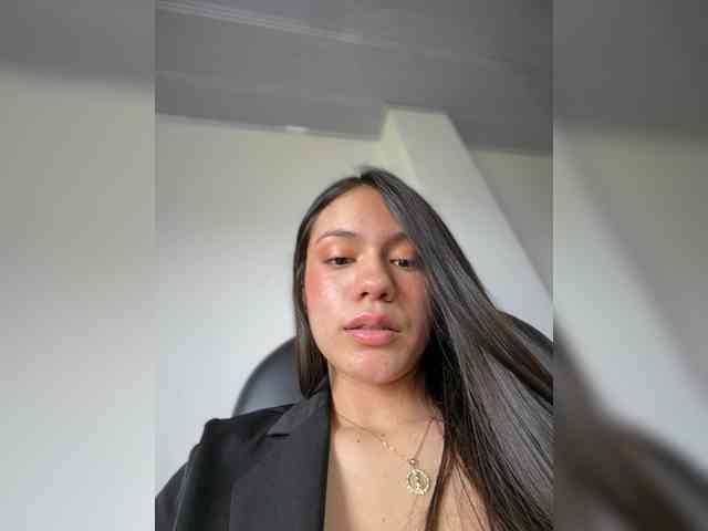 Charlotte__5 webcam