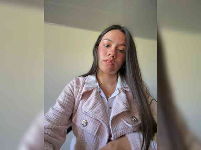 Charlotte__5 webcam
