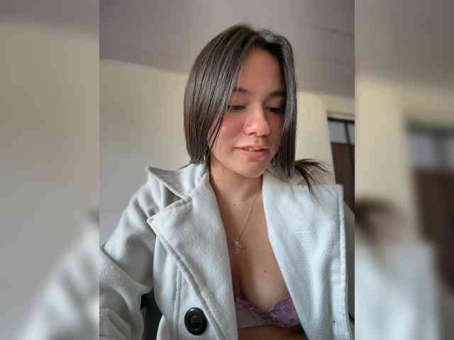 Charlotte__5 webcam