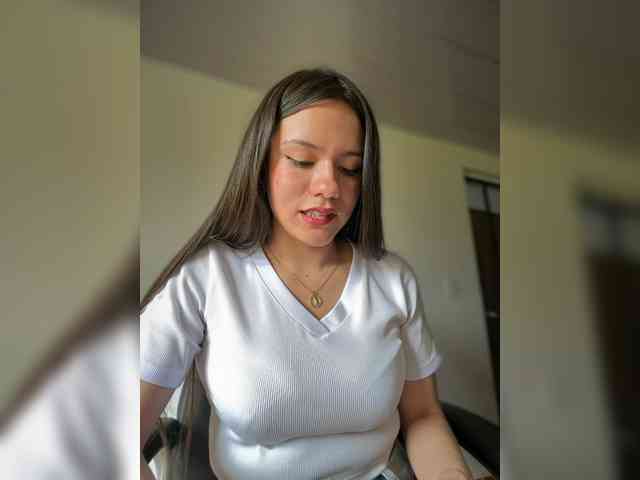 Charlotte__5 webcam