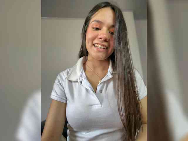 Charlotte__5 webcam