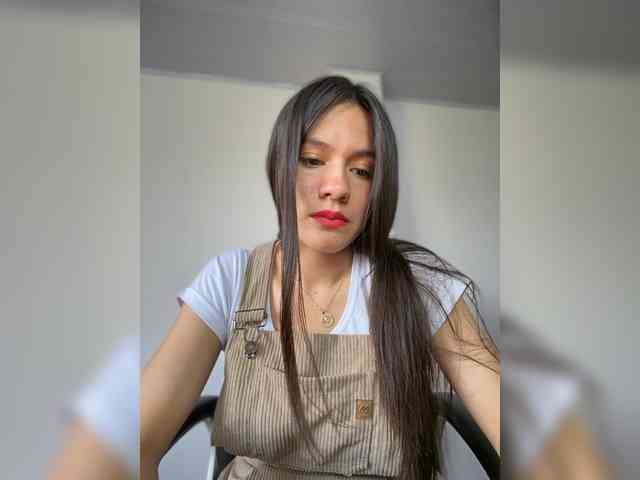 Charlotte__5 webcam
