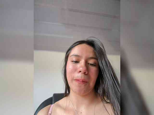 Charlotte__5 webcam