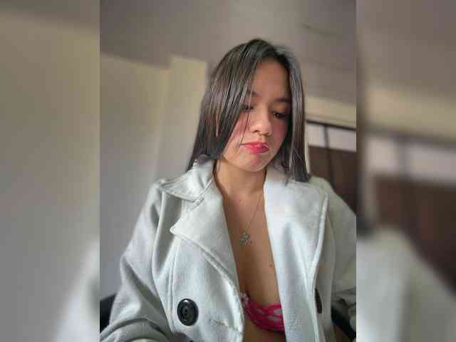 Charlotte__5 webcam