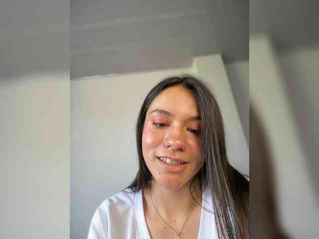 Charlotte__5 webcam