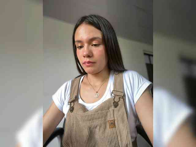 Charlotte__5 webcam