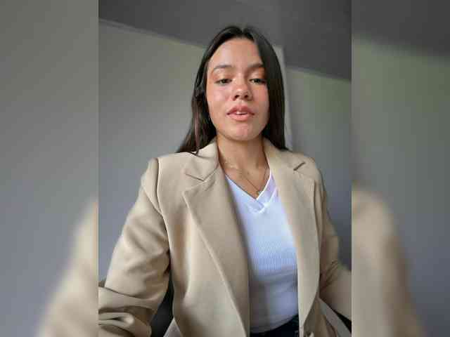 Charlotte__5 webcam