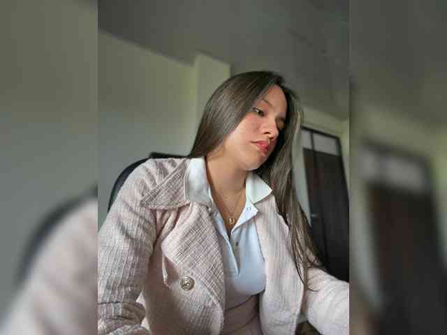 Charlotte__5 webcam