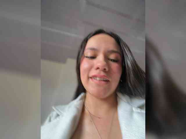 Charlotte__5 webcam