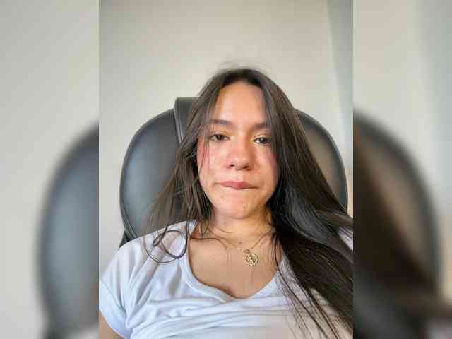 Charlotte__5 webcam