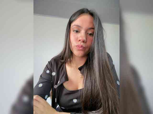 Charlotte__5 webcam