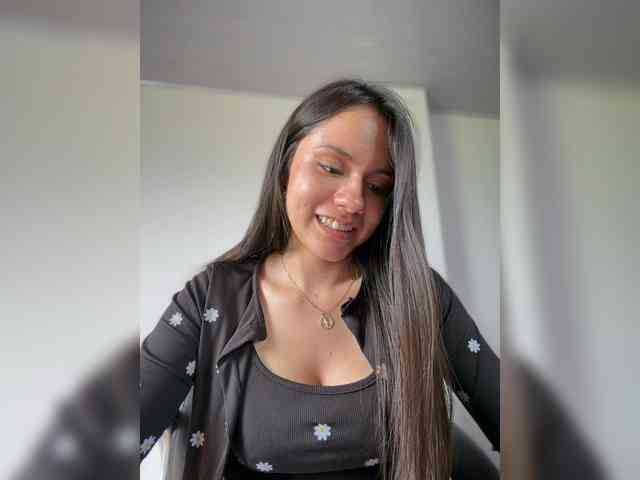 Charlotte__5 webcam