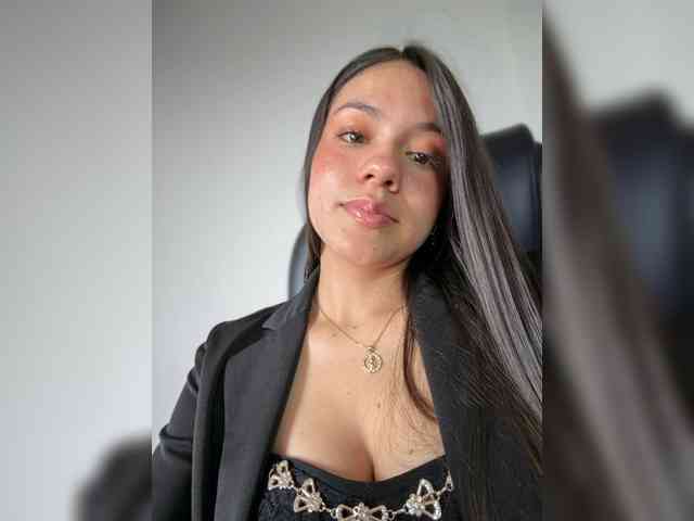 Charlotte__5 webcam
