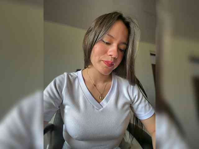Charlotte__5 webcam