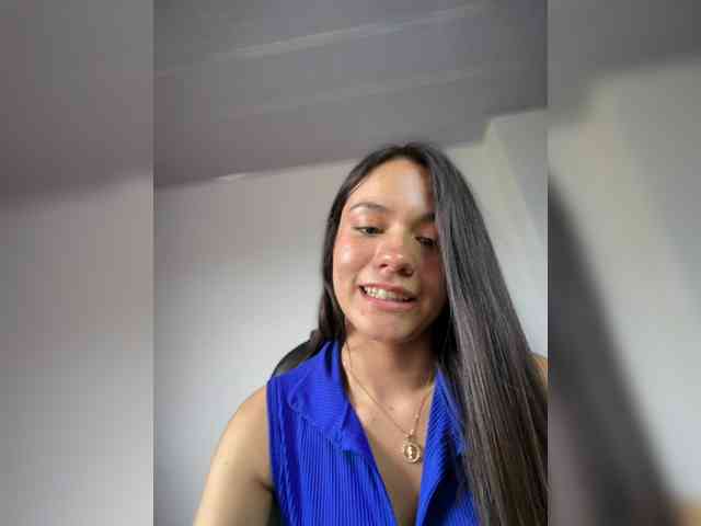Charlotte__5 webcam