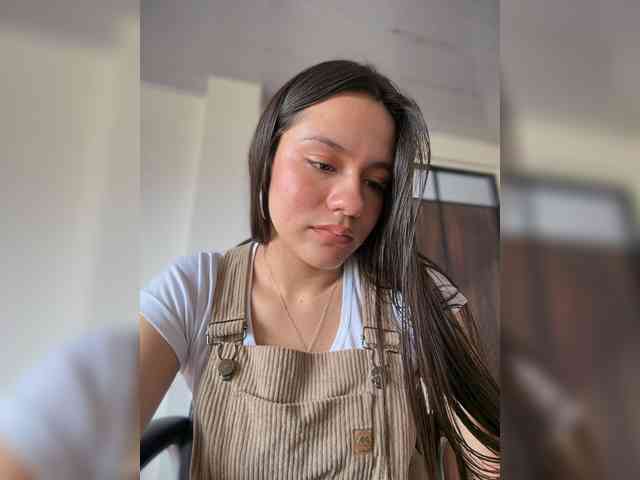 Charlotte__5 webcam