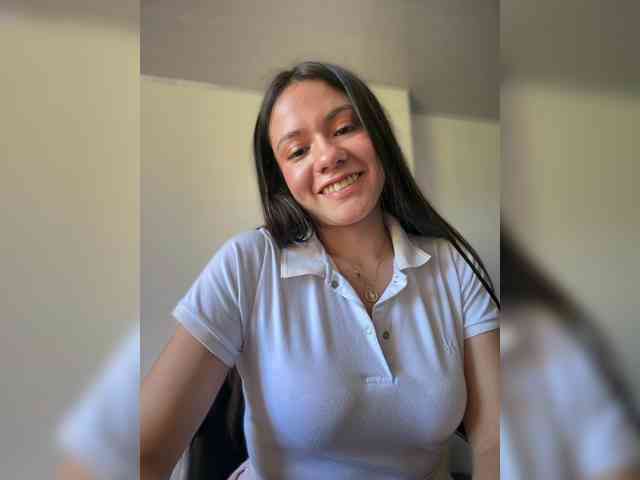 Charlotte__5 webcam