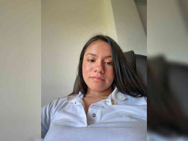 Charlotte__5 webcam