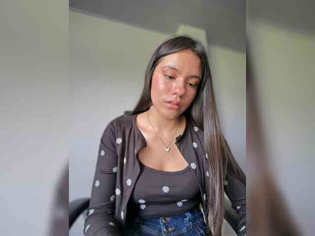 Charlotte__5 webcam