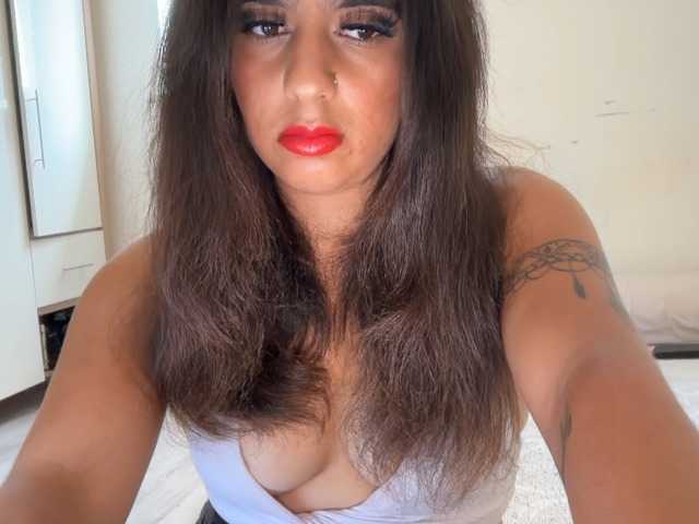 fayfay21 live cam on BongaCams