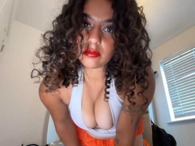 fayfay21 live cam on BongaCams