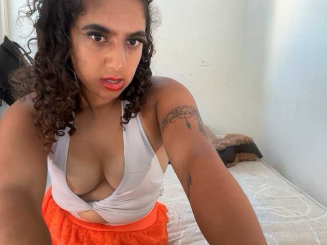 fayfay21 live cam on BongaCams