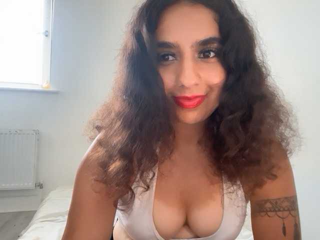 fayfay21 live cam on BongaCams
