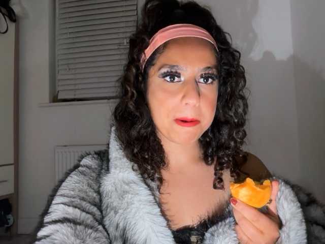 fayfay21 live cam on BongaCams