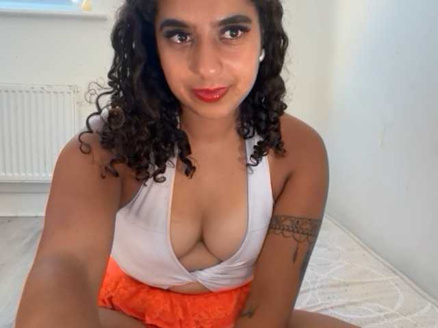 fayfay21 live cam on BongaCams