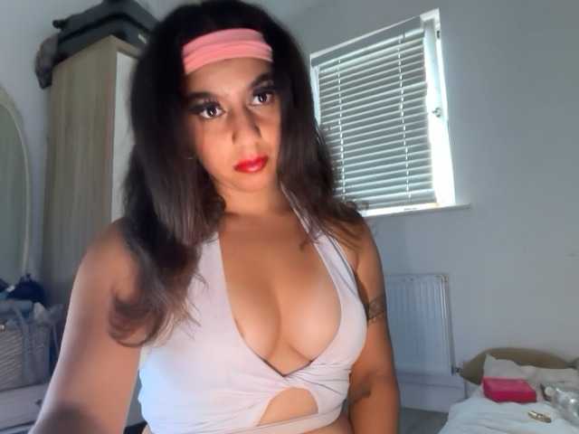 fayfay21 live cam on BongaCams