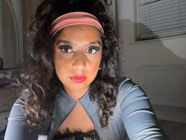 fayfay21 live cam on BongaCams