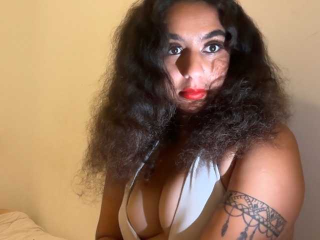 fayfay21 live cam on BongaCams
