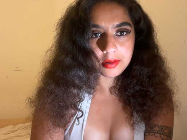 fayfay21 live cam on BongaCams
